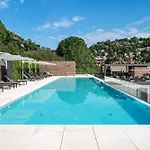 Hilton Hotel 4*