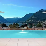 Hilton 4* Como