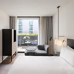 Hilton 4*