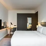 Hilton Szálloda 4*