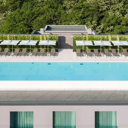 Szálloda Hilton Como