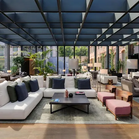 Szálloda Hilton Como