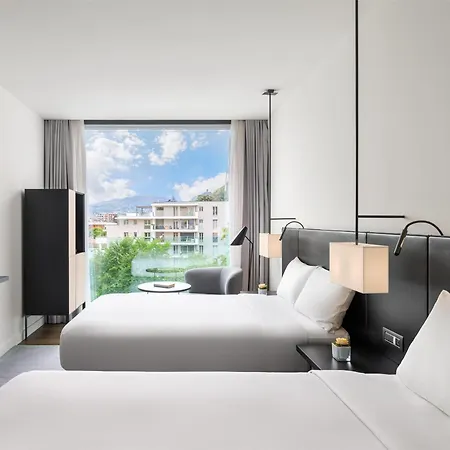 Hotel Hilton Como
