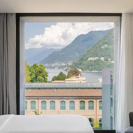 Hilton Hotel 4*