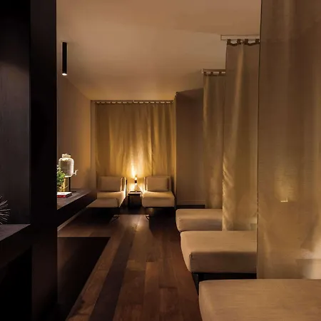 Hilton Отель Комо