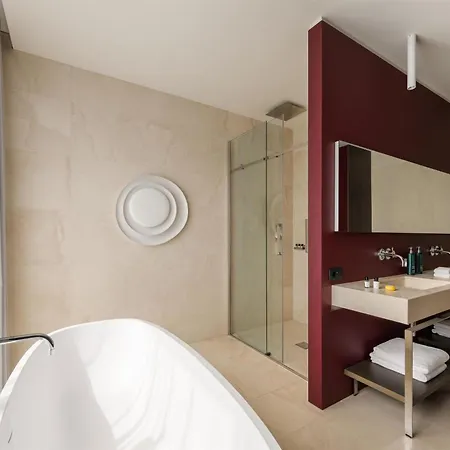 Hotell Hilton Como