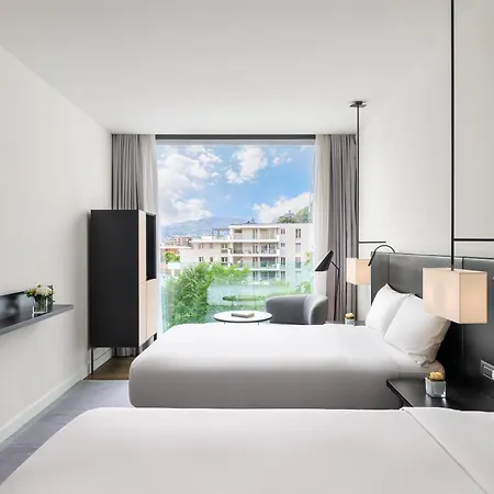 Szálloda Hilton 4*