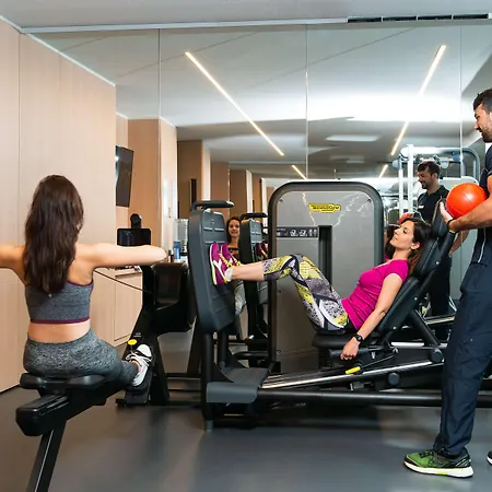 科莫湖希尔顿酒店 酒店