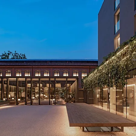 科莫湖希尔顿酒店