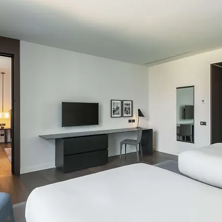 科莫湖希尔顿酒店 酒店 科莫