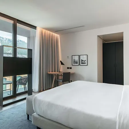 Hilton Hotel Como