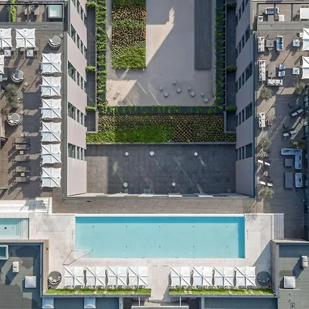 科莫湖希尔顿酒店