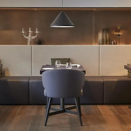 Hilton 4* Como